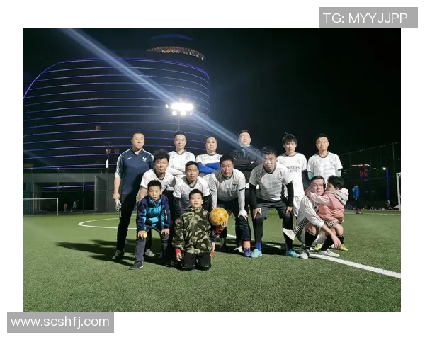 各大足球明星挑战中文表达展现语言魅力与文化交流的精彩瞬间