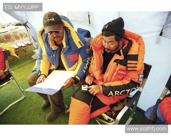 张伟专访：从青涩少年到足球明星的成长之路回顾